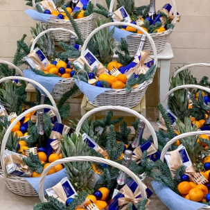 Корзина со сладостями n1